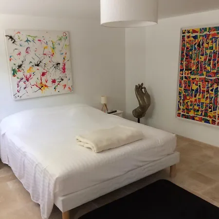 Charmante De Style Moderne * Saint-Tropez
